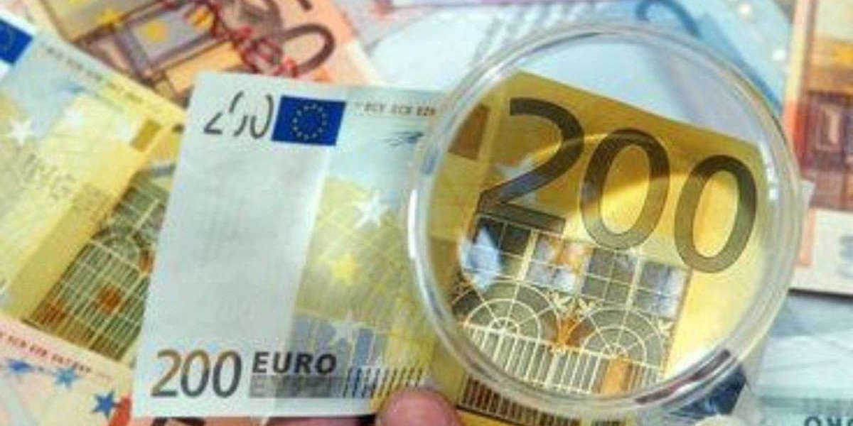 The Growing Concern of Counterfeit Money Shops Online: What You Need to Know